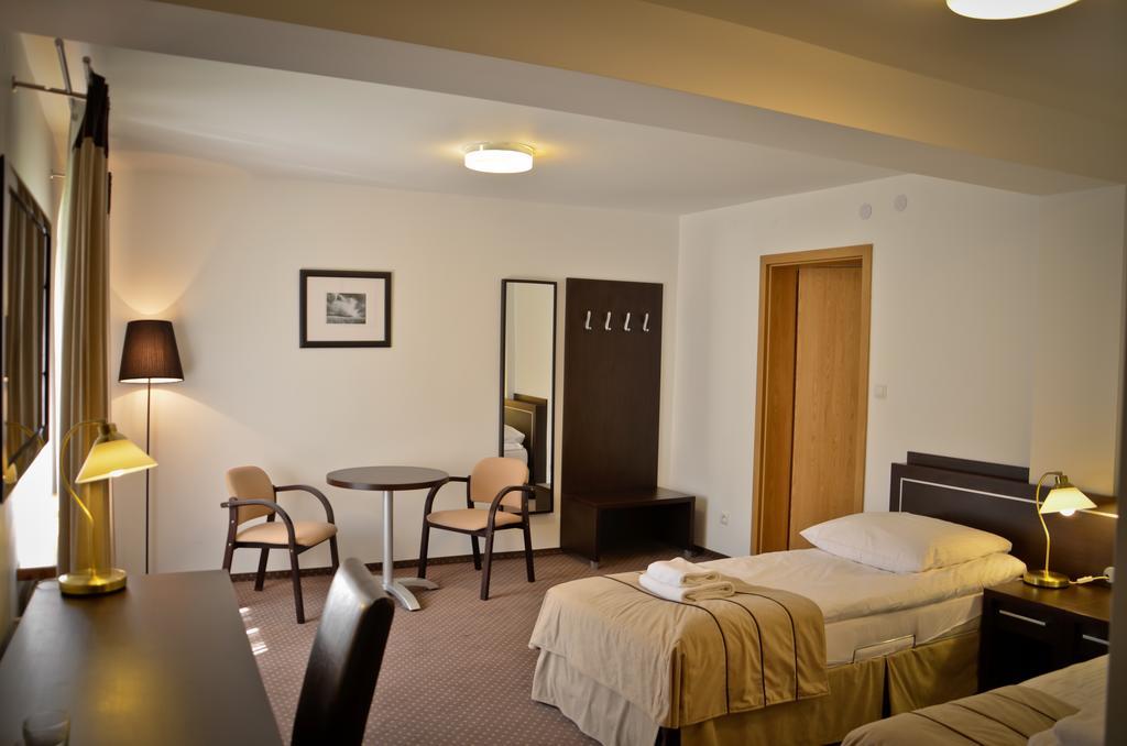 Kuklowka Conference Radziejowice Chambre photo