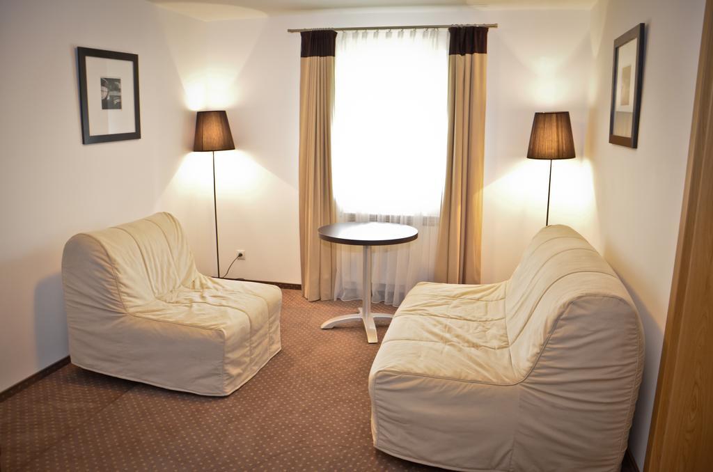Kuklowka Conference Radziejowice Chambre photo