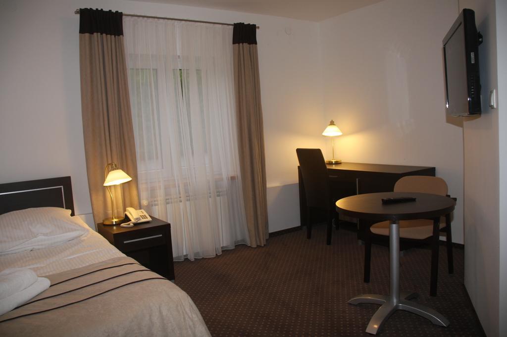 Kuklowka Conference Radziejowice Chambre photo