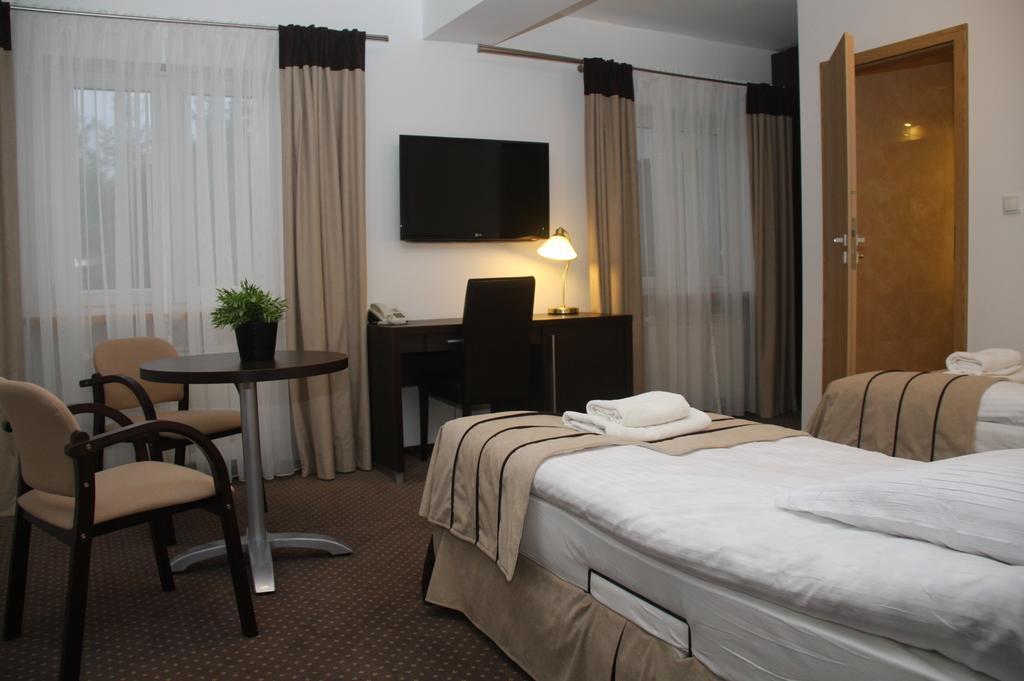 Kuklowka Conference Radziejowice Chambre photo